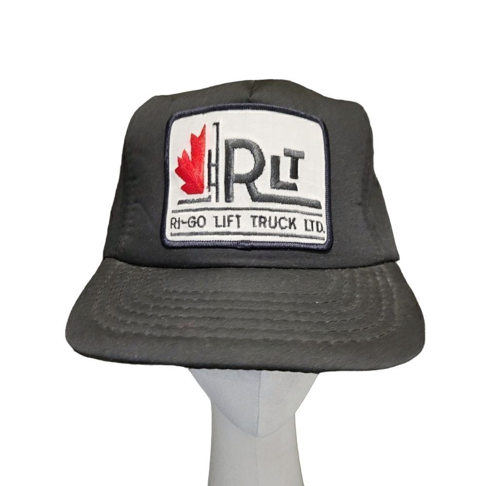 Vintage 90s Black Trucker Snapback Cap Hat
